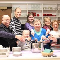 Yv-lounaan ruokatarvikkeiden keräys Yv-lounaan ruokatarvikkeiden keräys
