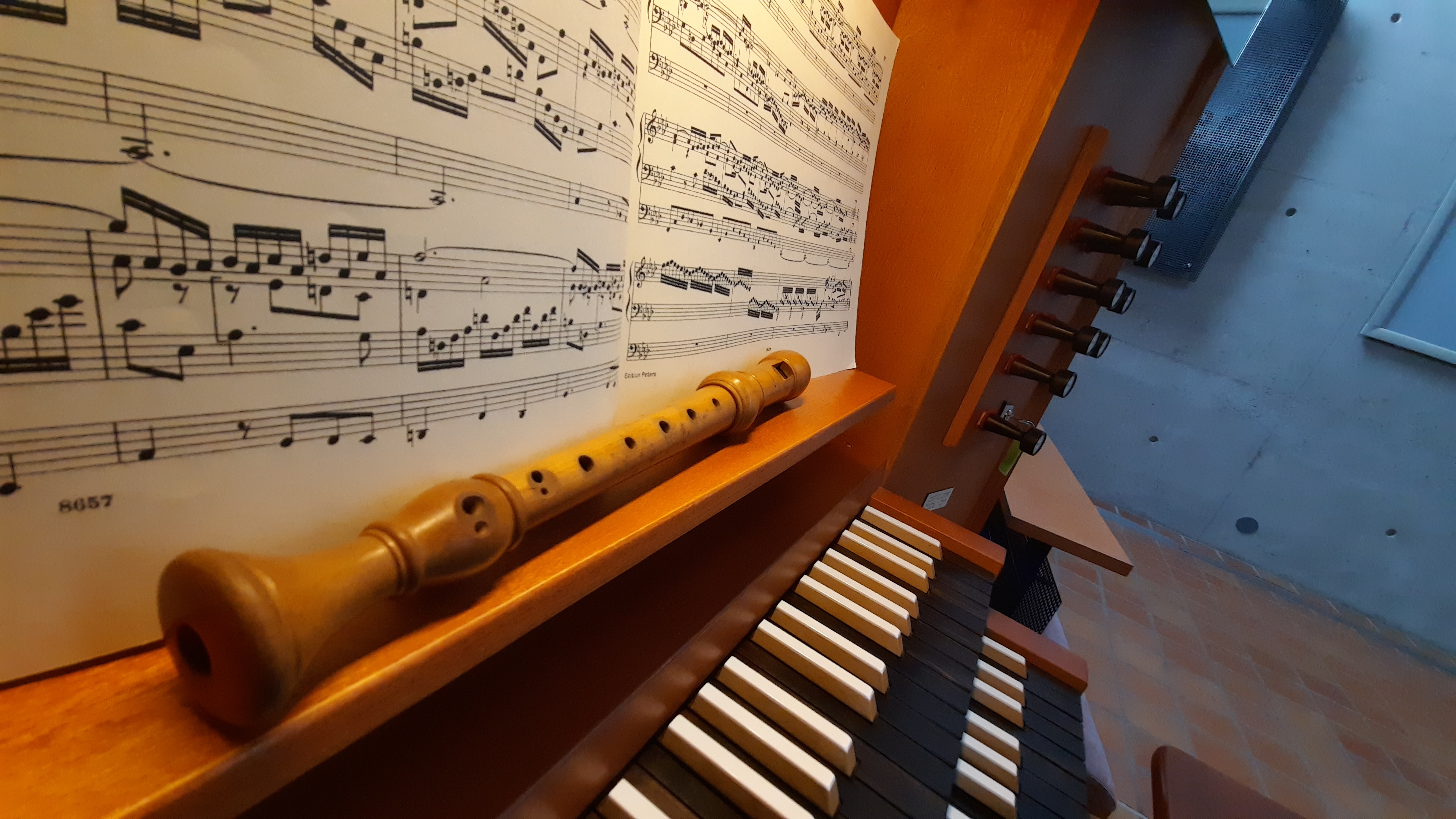 Kesäinen musiikkituokio Nokkahuilu ja urut